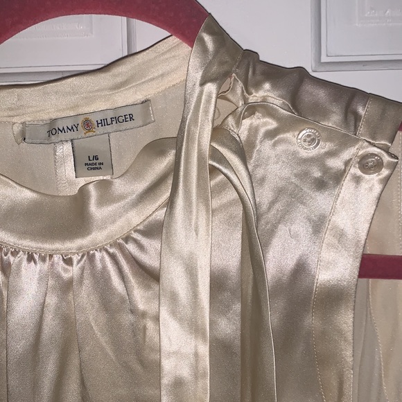 Tommy Hilfiger Silk Blouse Cream - Picture 2 of 6